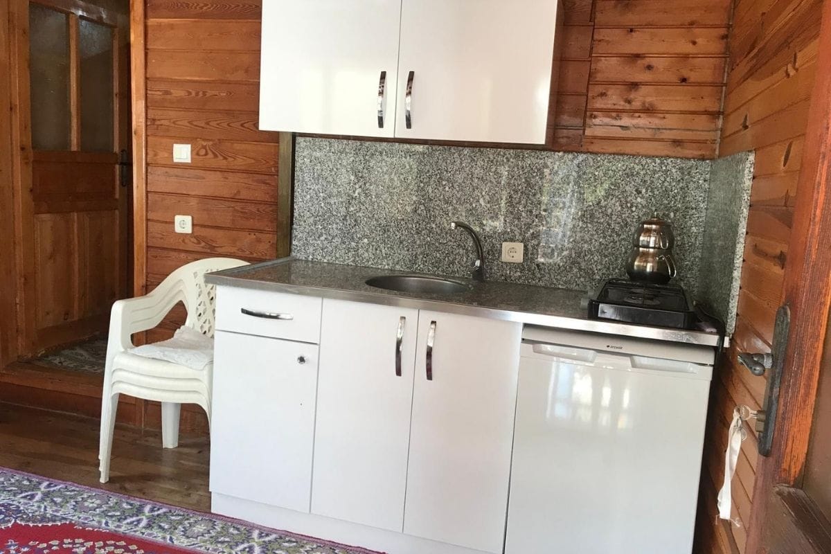 12 Tatil evinin mutfak alanı